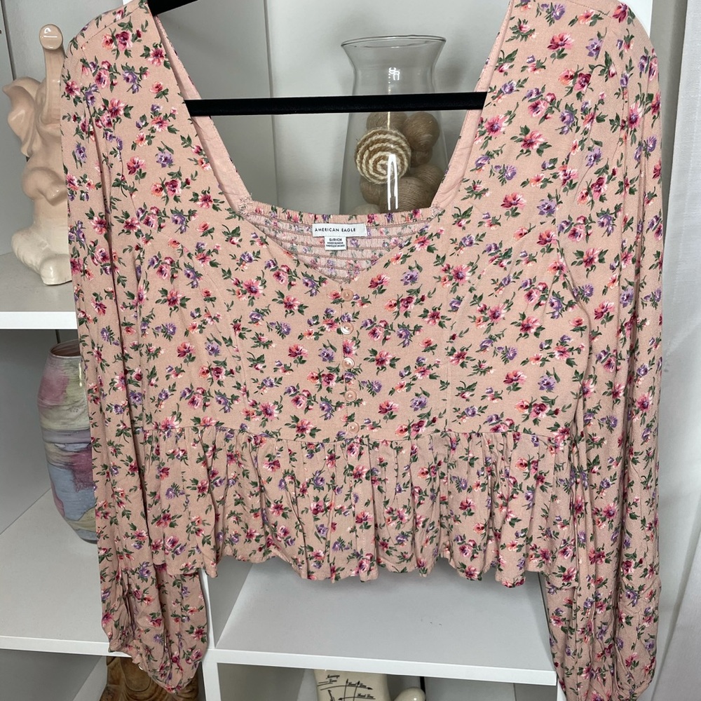 american eagle floral blouse